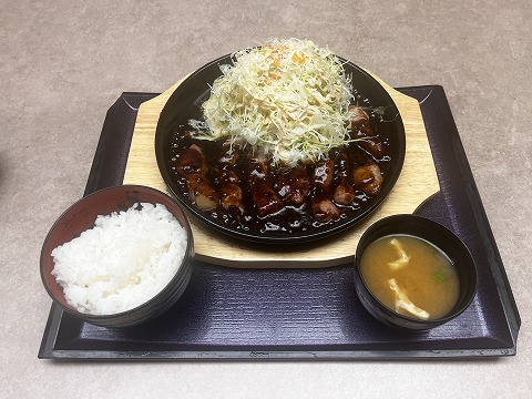 トンテキ定食